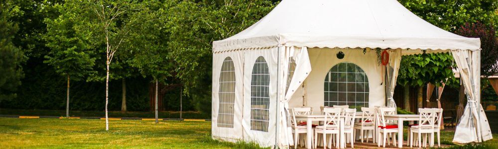 Hochzeit im Freien planen so gelingt Ihre Outdoor Feier mit Pavillon oder Faltpavillon 1